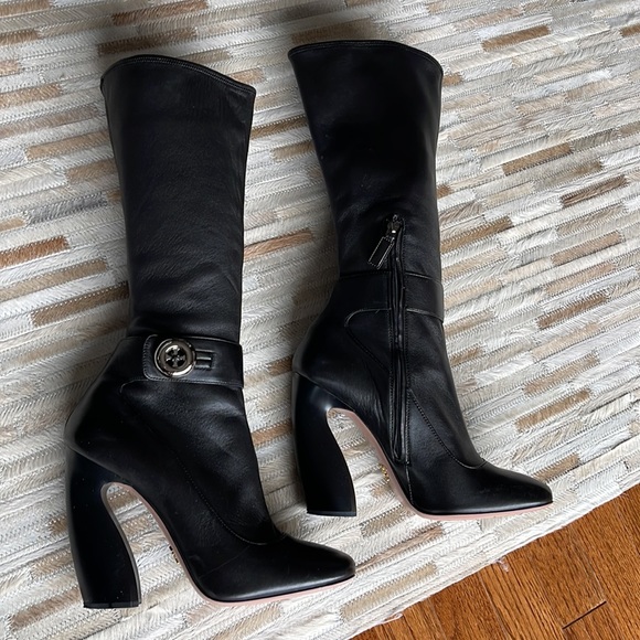🔥 Prada boots 🔥 Special Edition - Picture 2 of 5